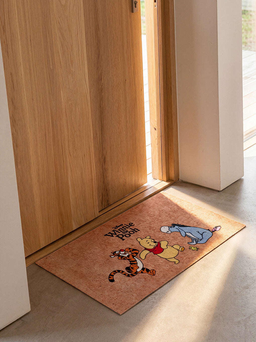 Disney Winnie the Pooh Door Mat – Non-Slip Indoor Rug (45 × 75 cm)